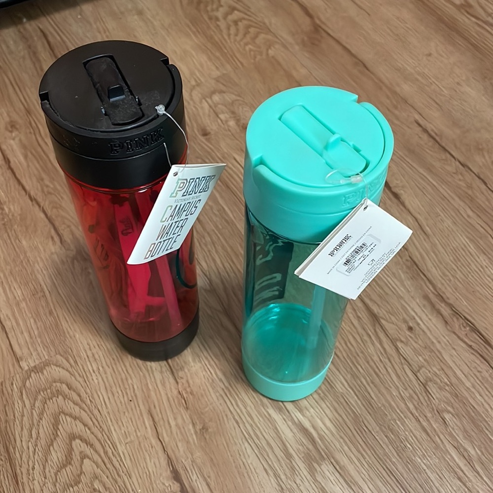 COPY - 2 new VSPink water bottles with tags never used one came with VSPink sun… - Picture 5 of 7
